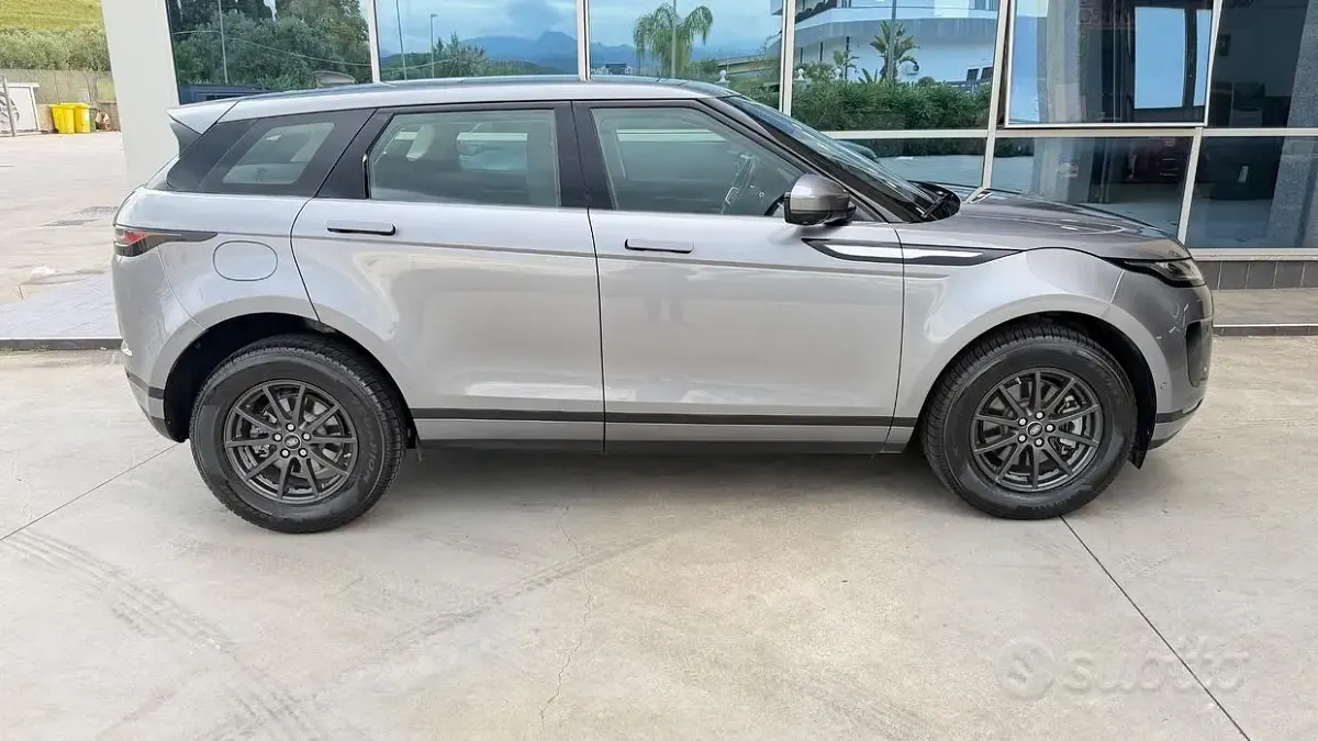 Usata Land Rover Range Rover evoque 163 CV (119 kW) 2021 Grigio SUV