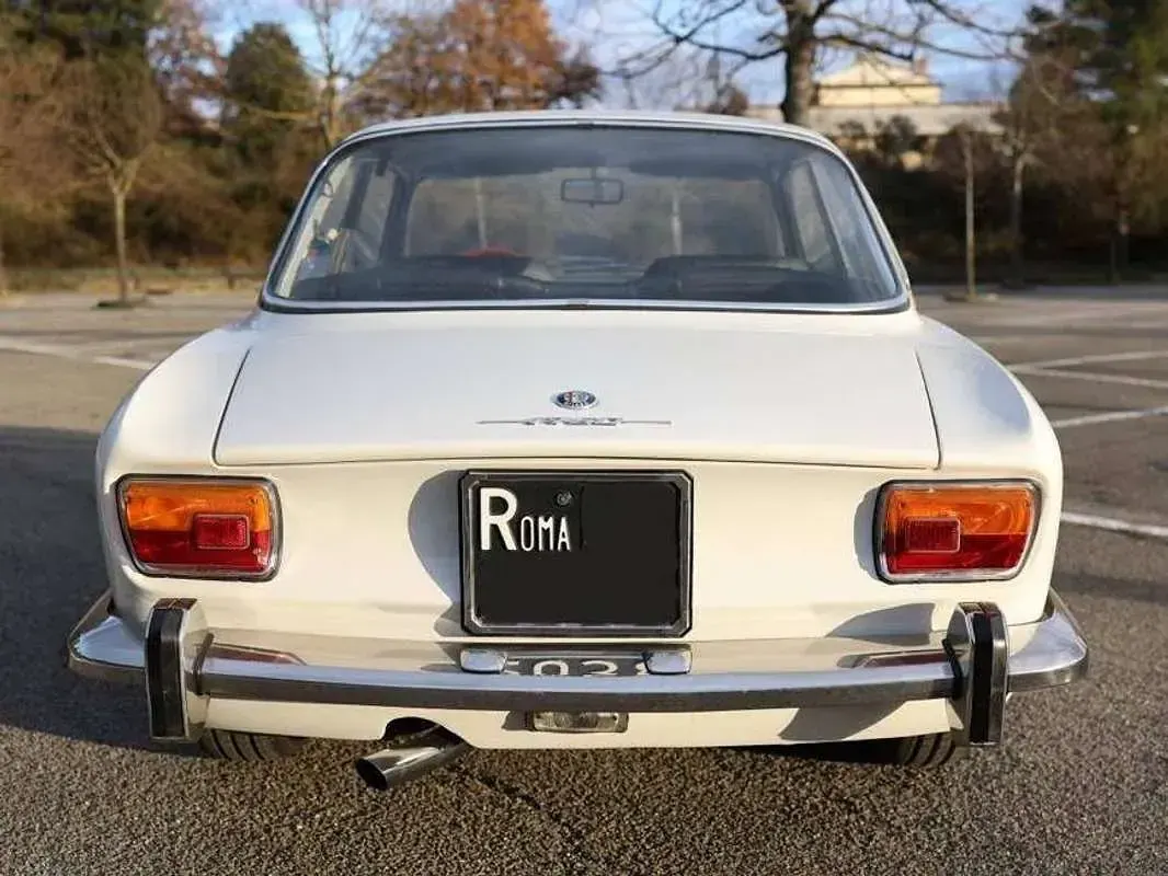 Usata Alfa Romeo GT Veloce 114 CV (83 kW) 1970 Bianco Coupé