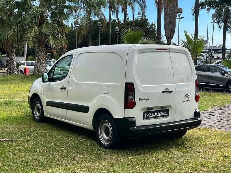 Usata Citroën Berlingo 89 CV (65 kW) 2015 Bianco Monovolume