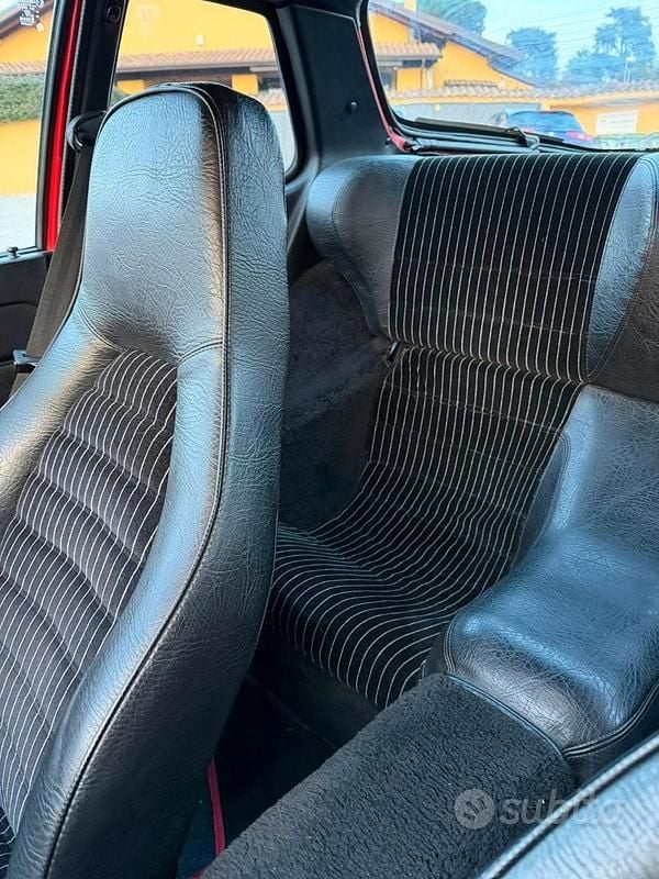 Usata Porsche 924 125 CV (91 kW) 1982 Rosso Coupé