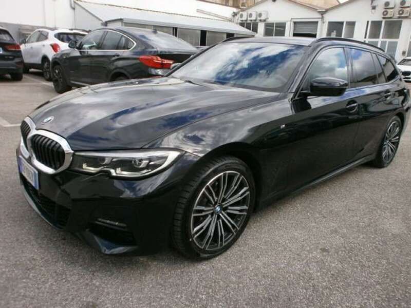 Nero Usata 2020 BMW 320 M Sport Station wagon | 27.900 € (Cara) - Immagine 1/4