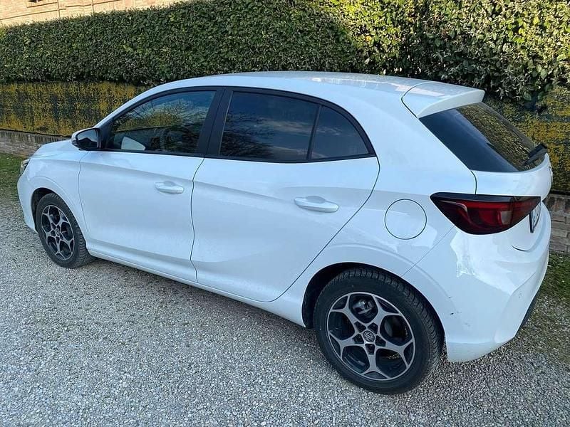 Usata MG MG3 Comfort 102 CV (75 kW) 2024 Bianco Utilitaria