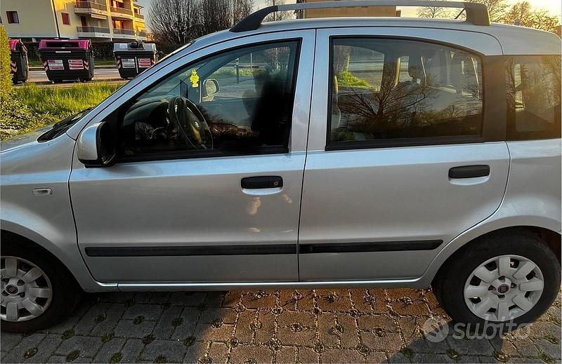 Usata Fiat Panda 69 CV (50 kW) 2011 Grigio Utilitaria
