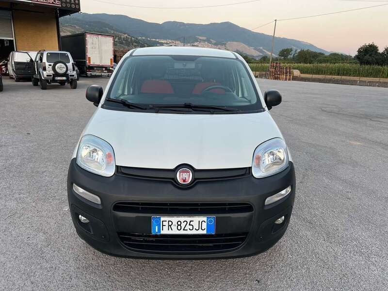 Usata Fiat Panda 4x4 Pop 80 CV (58 kW) 2018 Bianco Utilitaria