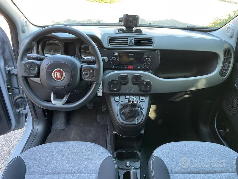 Usata Fiat Panda 70 CV (51 kW) 2020 Grigio Utilitaria