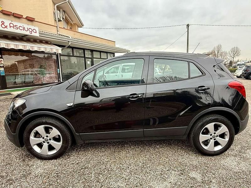 Usata Opel Mokka 140 CV (102 kW) 2015 Nero SUV