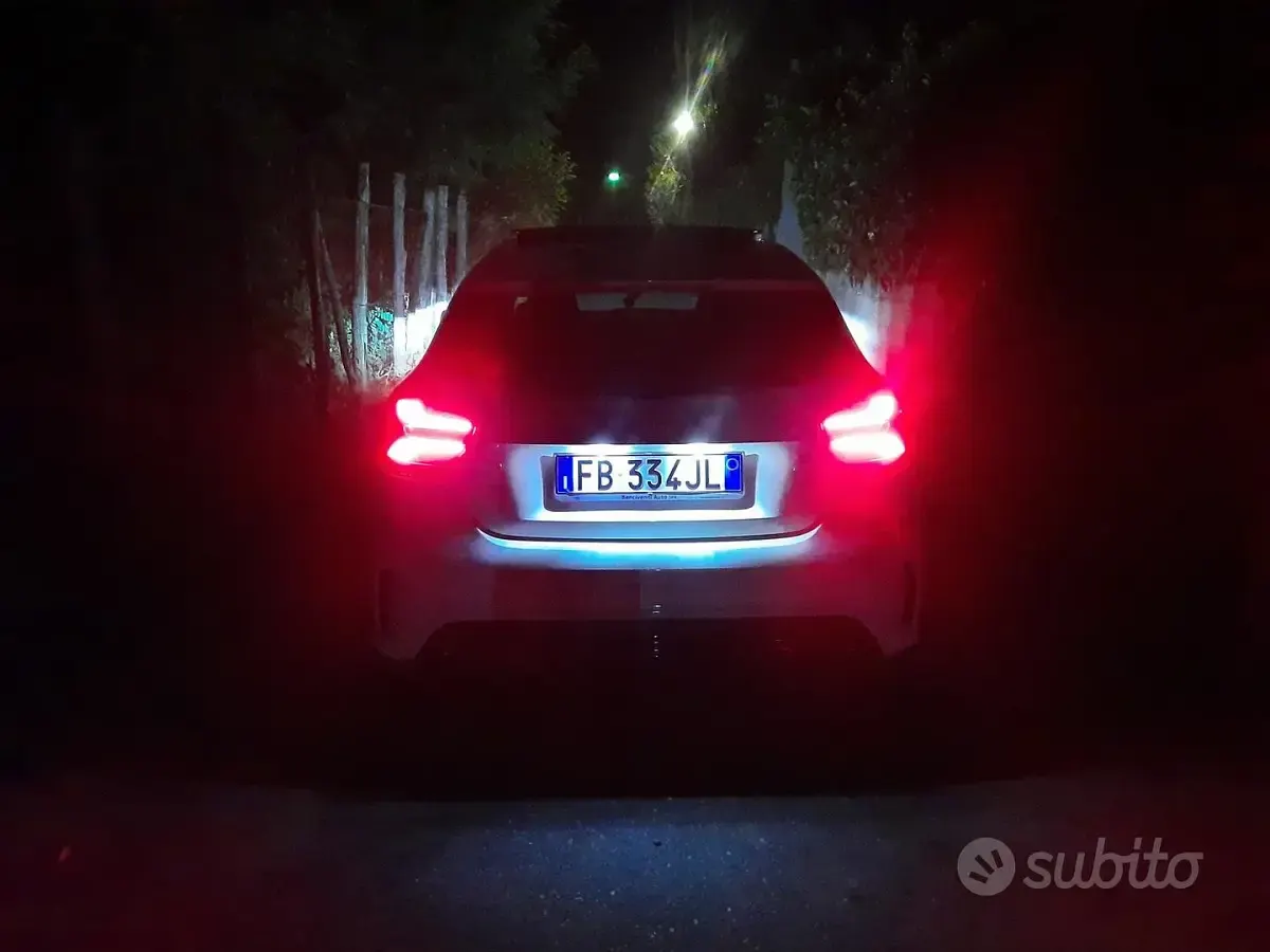 Usata Mercedes 180 109 CV (80 kW) 2015 Bianco Berlina