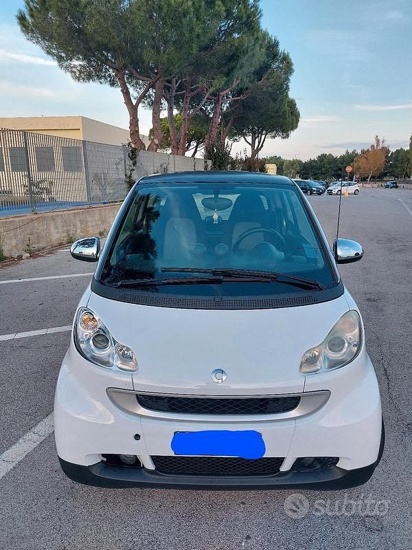 Usata Smart ForTwo Coupé 71 CV (52 kW) 2009 Bianco Coupé