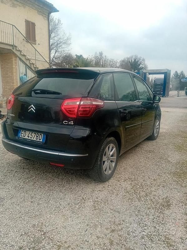 Usata Citroën C4 Picasso Style 108 CV (79 kW) 2010 Nero Monovolume