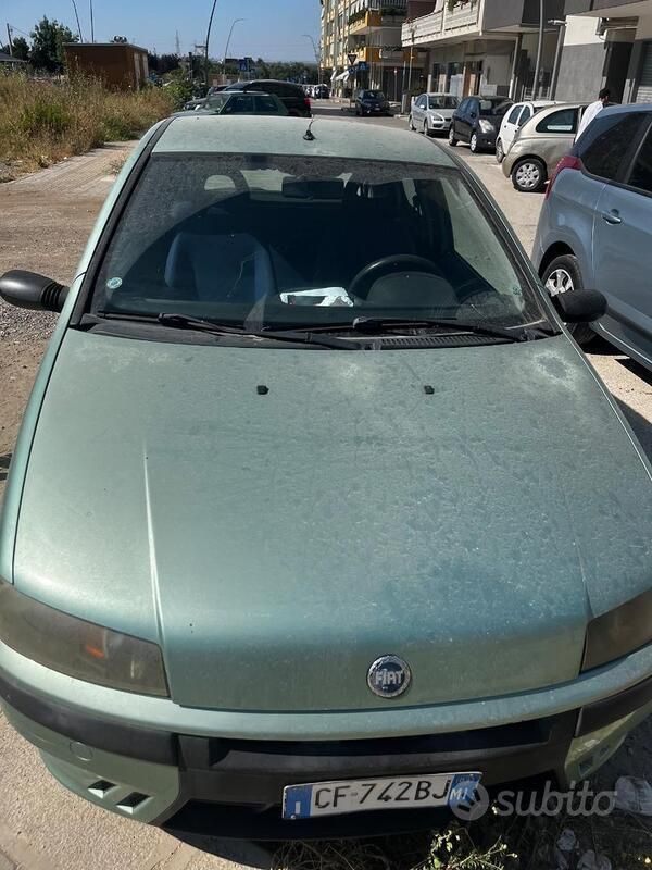 Usata Fiat Punto 54 CV (39 kW) 2003 Verde Utilitaria