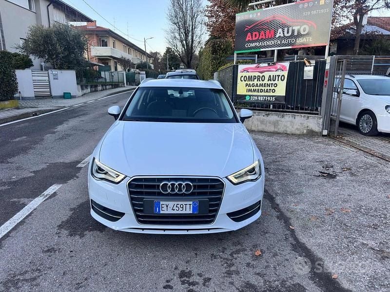 Usata Audi A3 Young 105 CV (77 kW) 2015 Bianco Berlina