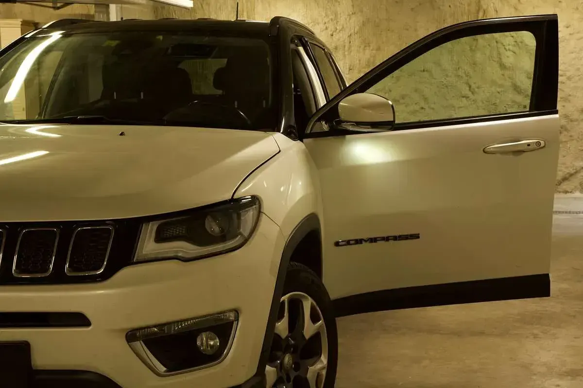 Usata Jeep Compass Limited 140 CV (102 kW) 2019 Bianco SUV