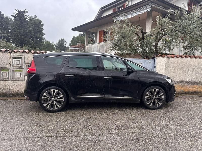 Usata Renault Grand Scénic IV 131 CV (96 kW) 2017 Nero Monovolume