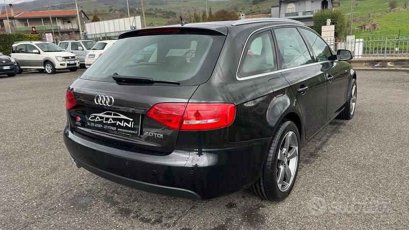 Usata Audi A4 143 CV (105 kW) 2010 Nero Station wagon