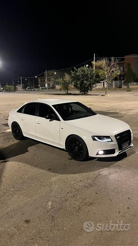 Usata 2010 Audi A4 S-Line Tre volumi | 8000 € (Buon prezzo) - Immagine 1/4