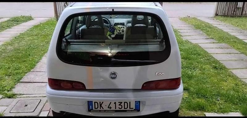 Usata Fiat 600 Anniversary 54 CV (39 kW) 2007 Utilitaria