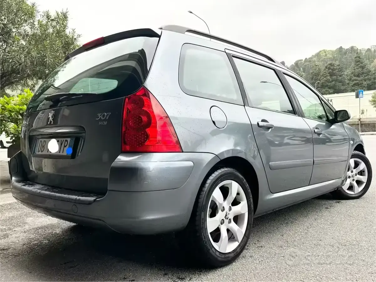Gebraucht Peugeot 307 90 PS (66 kW) 2006 Grau Kombi