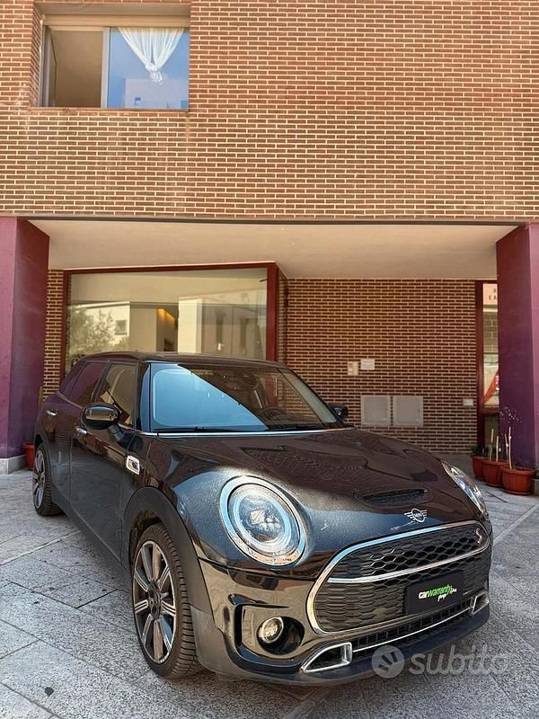 Nero Usata 2024 Mini Cooper S Clubman Classic Station wagon | 34.490 € (Molto cara) - Immagine 1/4