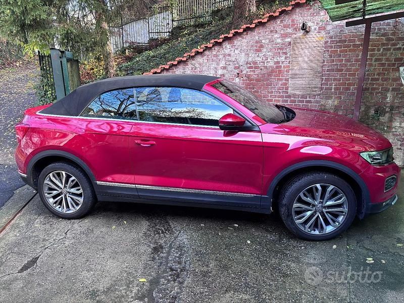 Rosso Usata 2021 VW T-Roc Cabriolet Cabrio | 29.800 € (Molto cara) - Immagine 1/4