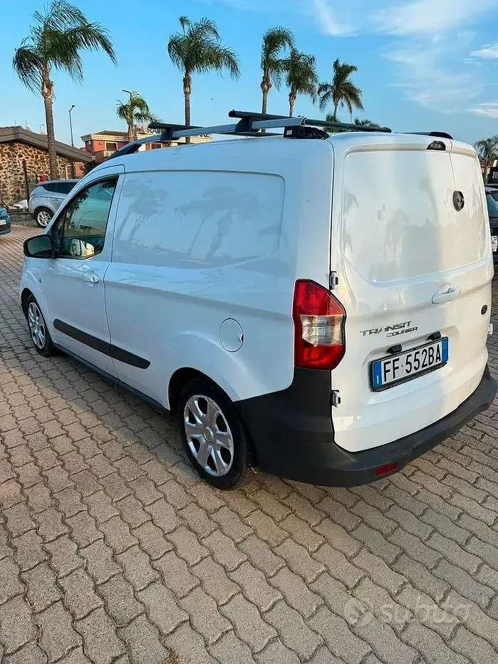 Usata Ford Transit 76 CV (55 kW) 2016 Bianco Furgone