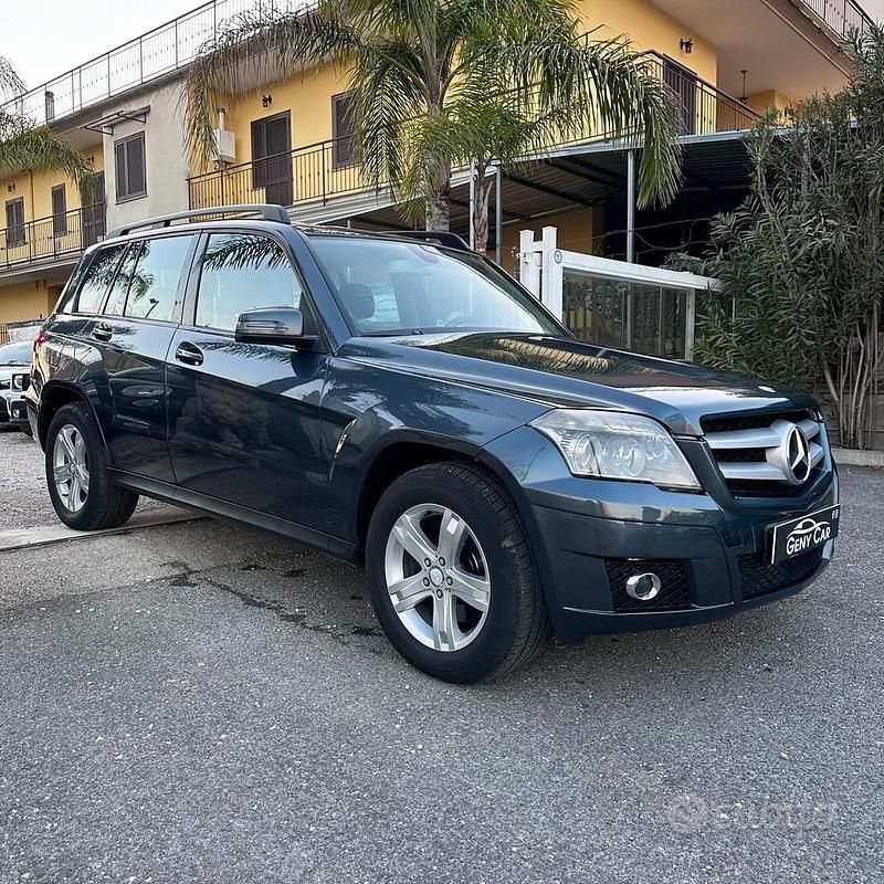 Usata Mercedes GLK220 169 CV (124 kW) 2010 Grigio SUV