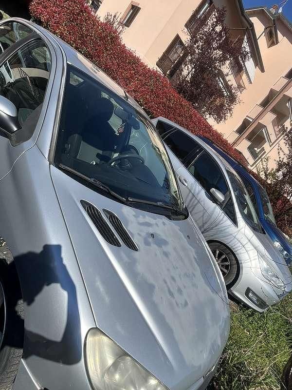 Usata Peugeot 206 68 CV (50 kW) 2005 Berlina