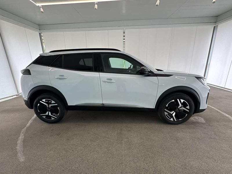 Usata Peugeot 2008 Allure 102 CV (75 kW) 2025 Bianco SUV