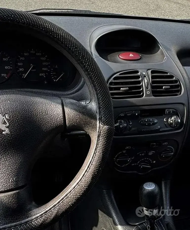 Usata Peugeot 206 60 CV (44 kW) 2002 Grigio Berlina
