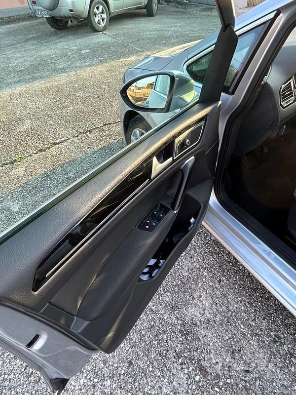 Usata VW Golf VII 110 CV (80 kW) 2016 Grigio Berlina