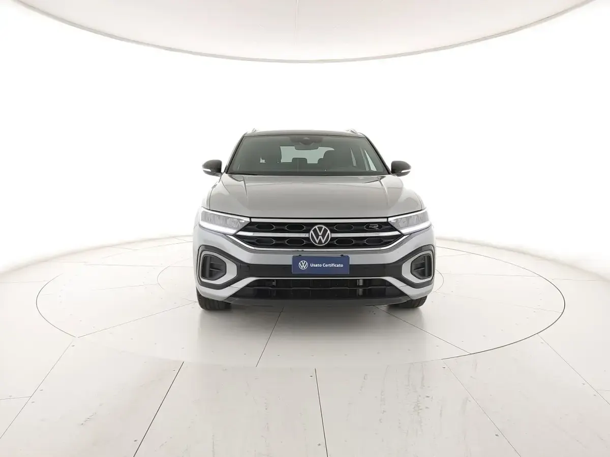 Usata VW T-Roc R-line 110 CV (80 kW) 2023 Pyrit silver metallizzato nero SUV