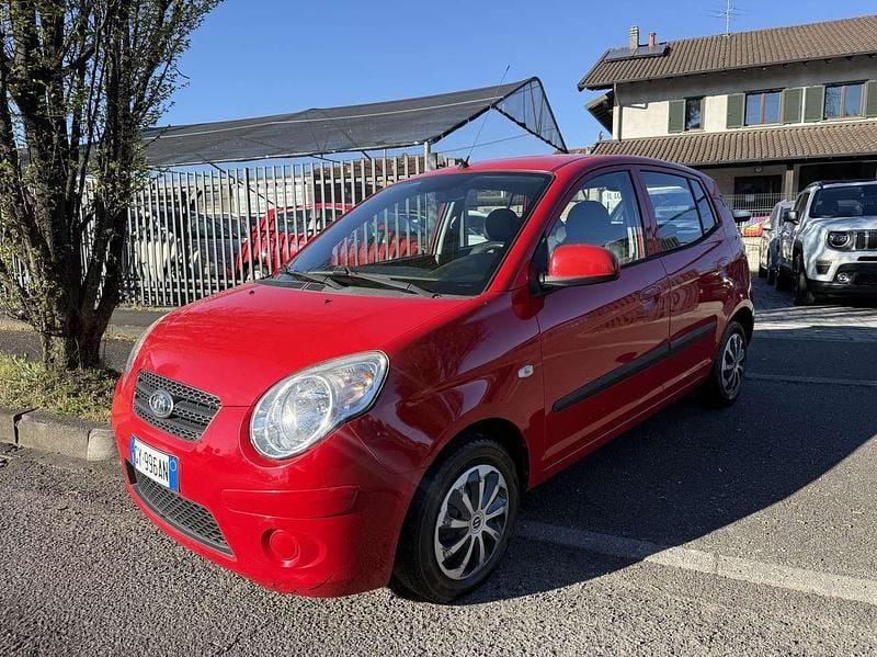 Begagnad Kia Picanto 60 HK (44 kW) 2010 Röd Halvkombi