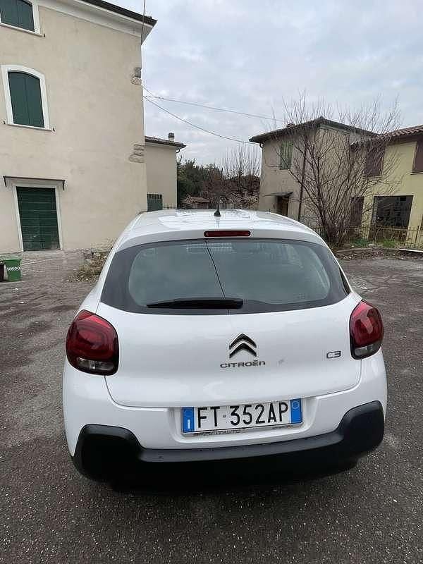 Usata Citroën C3 Feel 102 CV (75 kW) 2018 Bianco Utilitaria