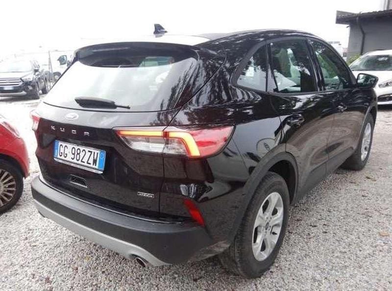 Usata Ford Kuga 152 CV (111 kW) 2021 Nero SUV