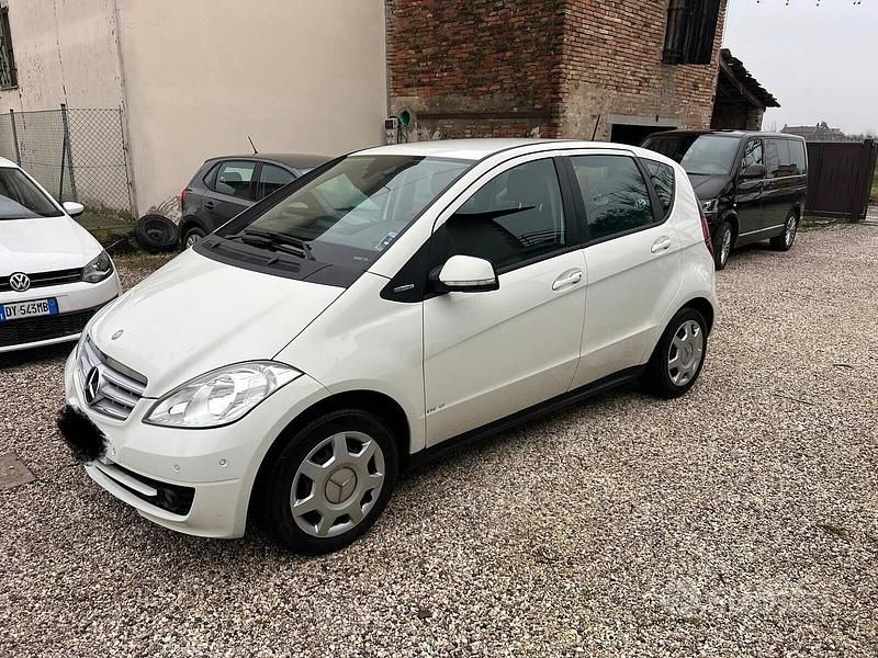 Usata Mercedes A160 Edition 95 CV (69 kW) 2011 Bianco Berlina