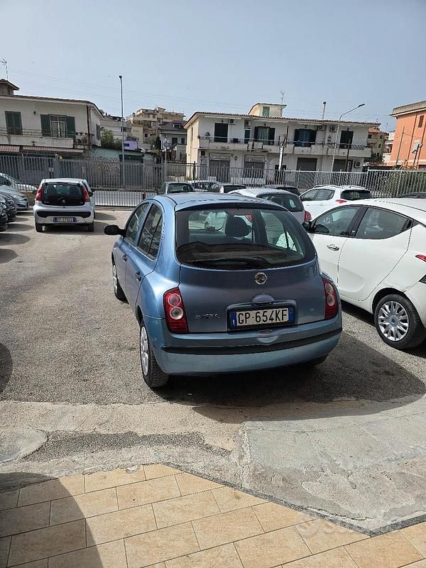Usata Nissan Micra Visia 65 CV (47 kW) 2007 Blu Berlina