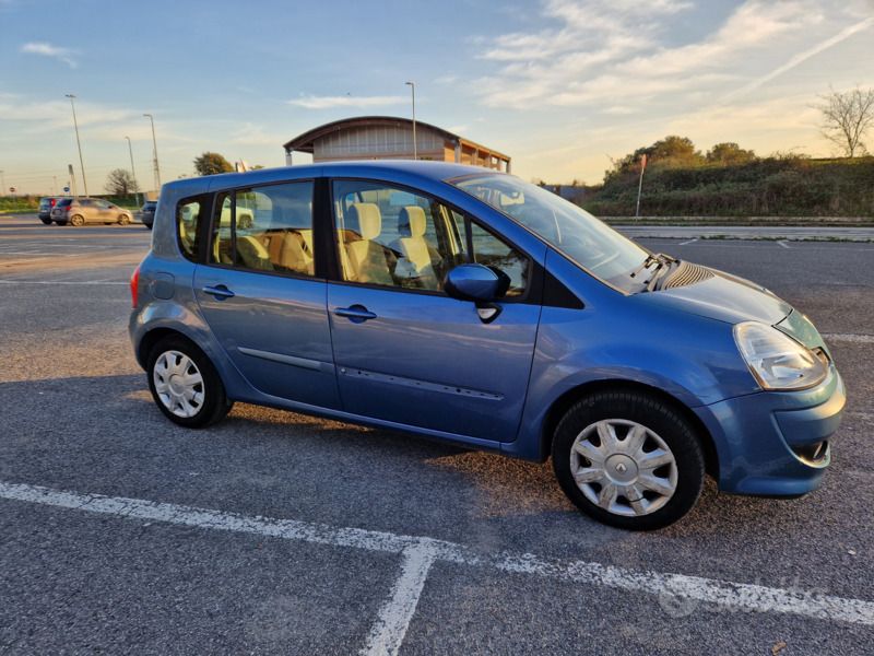 Usata Renault Modus 2010 Blu Monovolume