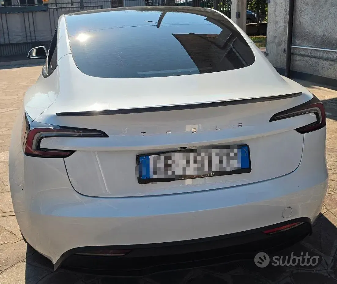 Usata Tesla Model 3 88 kW (120 CV) 2023 Bianco Berlina