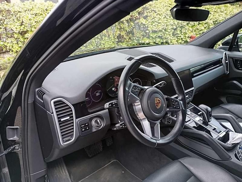 Usata Porsche Cayenne 340 CV (250 kW) 2021 Nero SUV