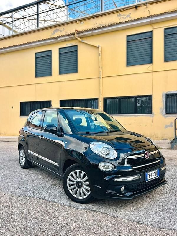 Usata Fiat 500L Pop Star 120 CV (88 kW) 2017 Nero Monovolume