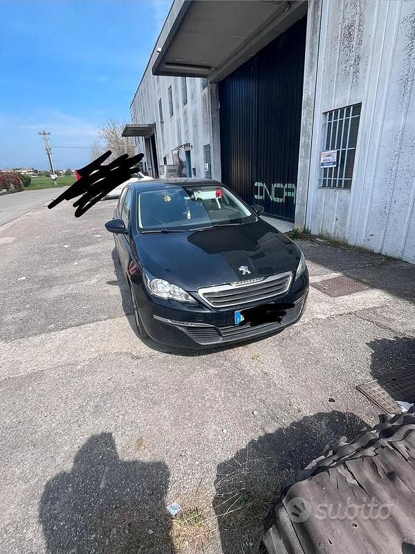 Usata Peugeot 308 110 CV (80 kW) 2017 Berlina