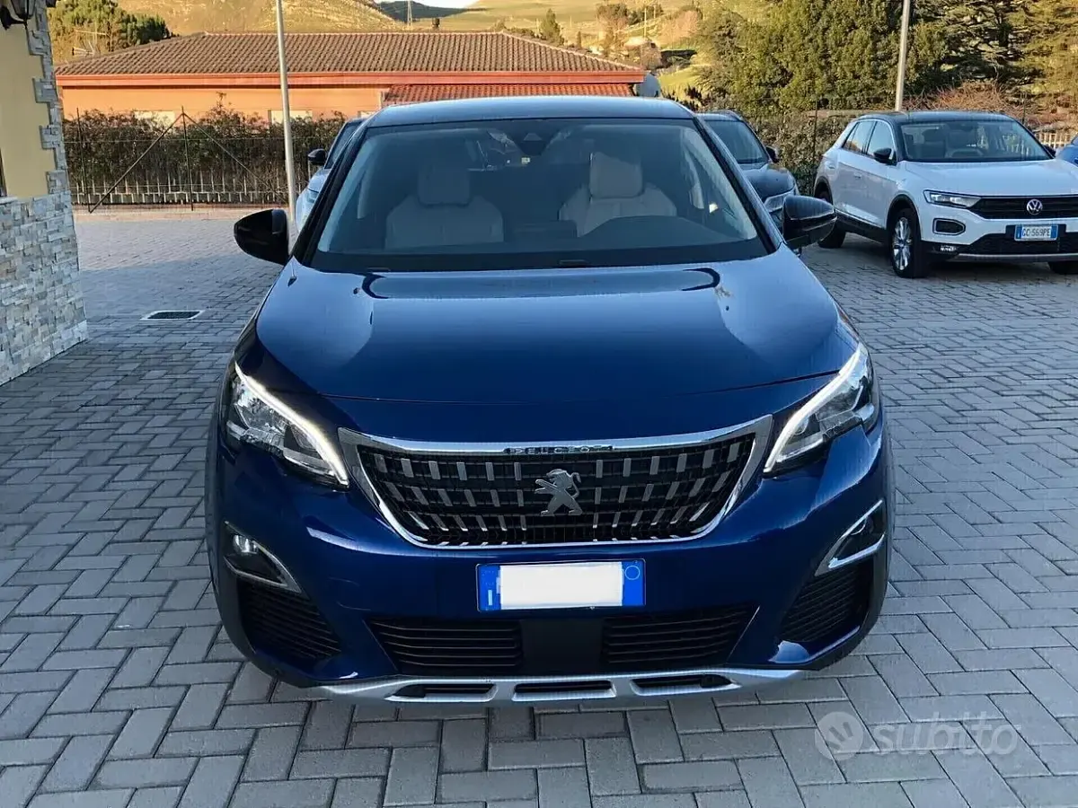 Usata Peugeot 3008 Allure 131 CV (96 kW) 2020 Blu SUV