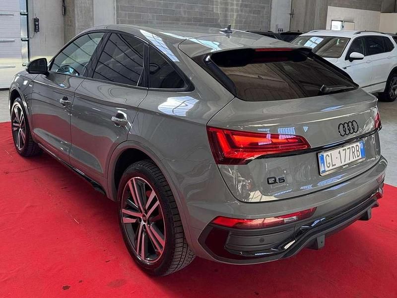 Usata Audi Q5 Sportback S-Line 204 CV (150 kW) 2022 Grigio chronos metallizzato SUV
