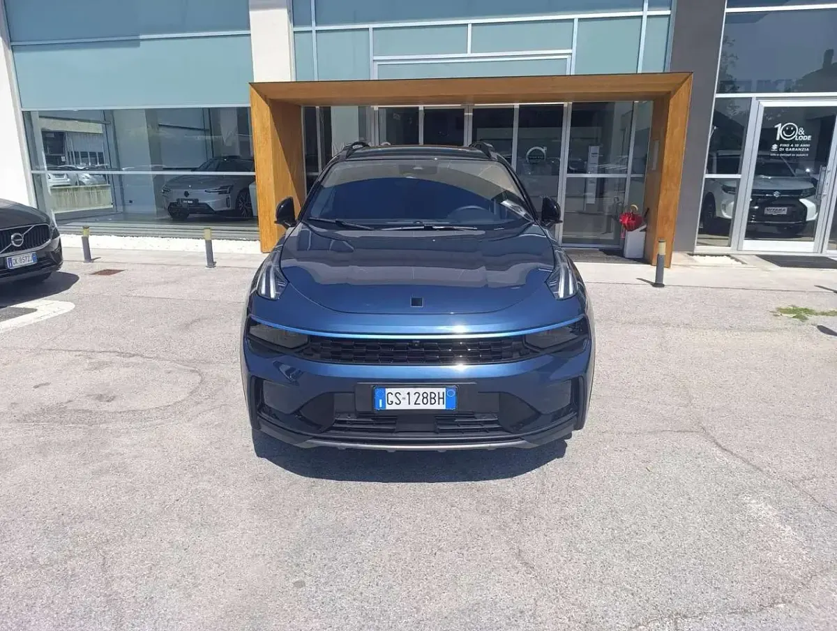 Usata Lynk & Co 01 179 CV (131 kW) 2023 Blu/azzurro SUV