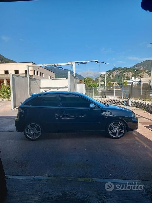 Usata Seat Ibiza FR 130 CV (95 kW) 2008 Berlina
