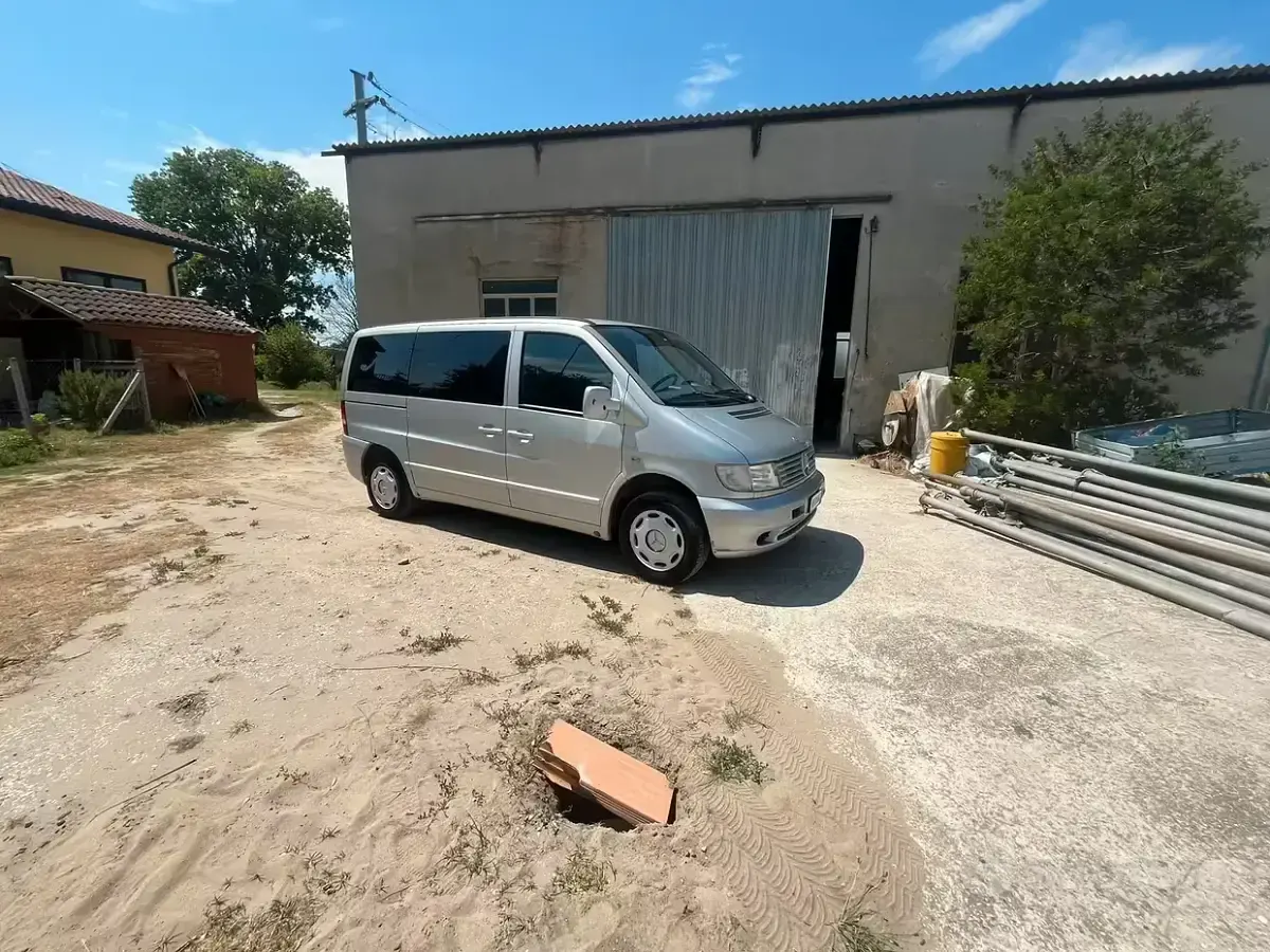 Usata Mercedes Vito 102 CV (75 kW) 2000 Furgone