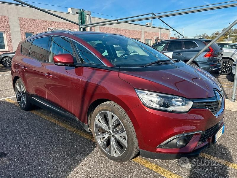 Usata Renault Grand Scénic IV 140 CV (102 kW) 2018 Rosso Monovolume