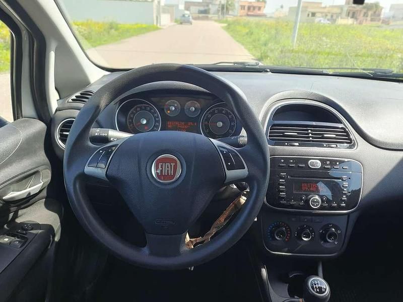 Usata Fiat Punto Evo 69 CV (50 kW) 2014 Bianco Utilitaria
