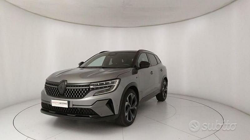 Usata Renault Austral Iconic Esprit Alpine 200 CV (147 kW) 2024 Grigio SUV