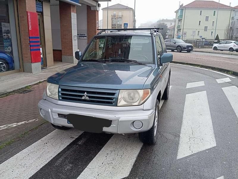Usata Mitsubishi Pajero 114 CV (83 kW) 2005 Argento SUV