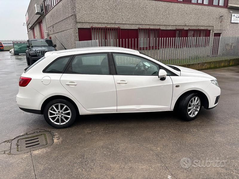Usata Seat Ibiza ST Reference 74 CV (54 kW) 2010 Bianco Station wagon